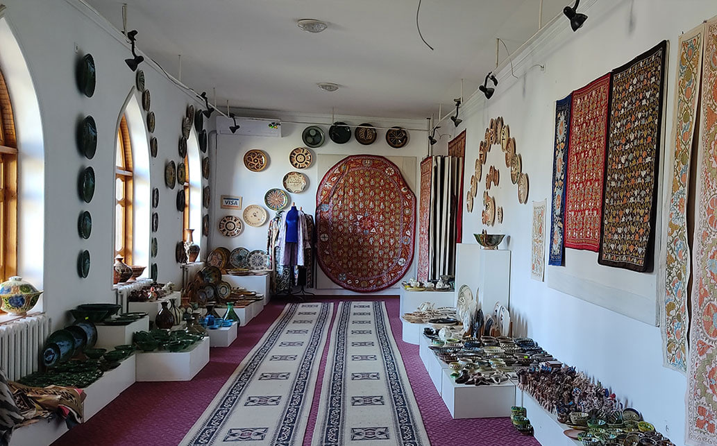 G‘ijduvon kulolchilik maktabi vakili Abdullo Narzullayev davlat mukofoti sohibi bo‘ldi